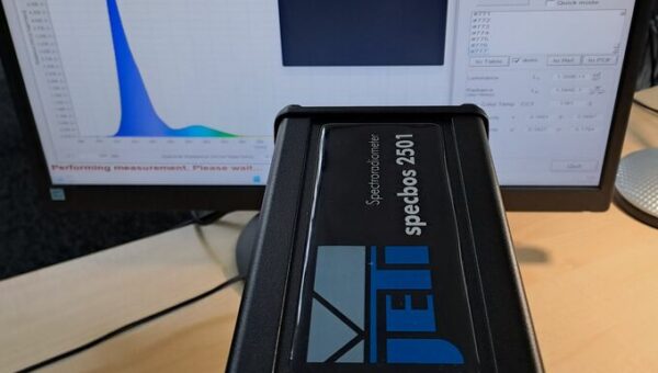 Jeti specbos2501-NIR Broadband Spectroradiometer - Image 4